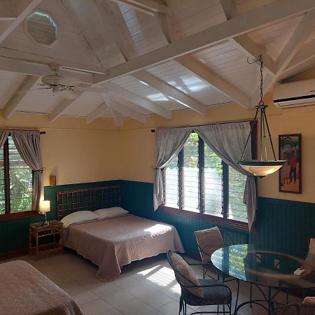 Playa Negra Guesthouse 까위따 외부 사진