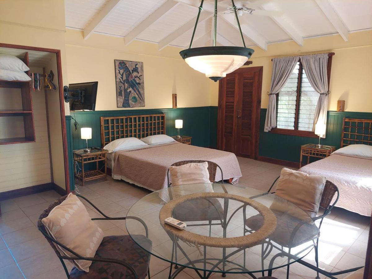 Playa Negra Guesthouse 까위따 외부 사진